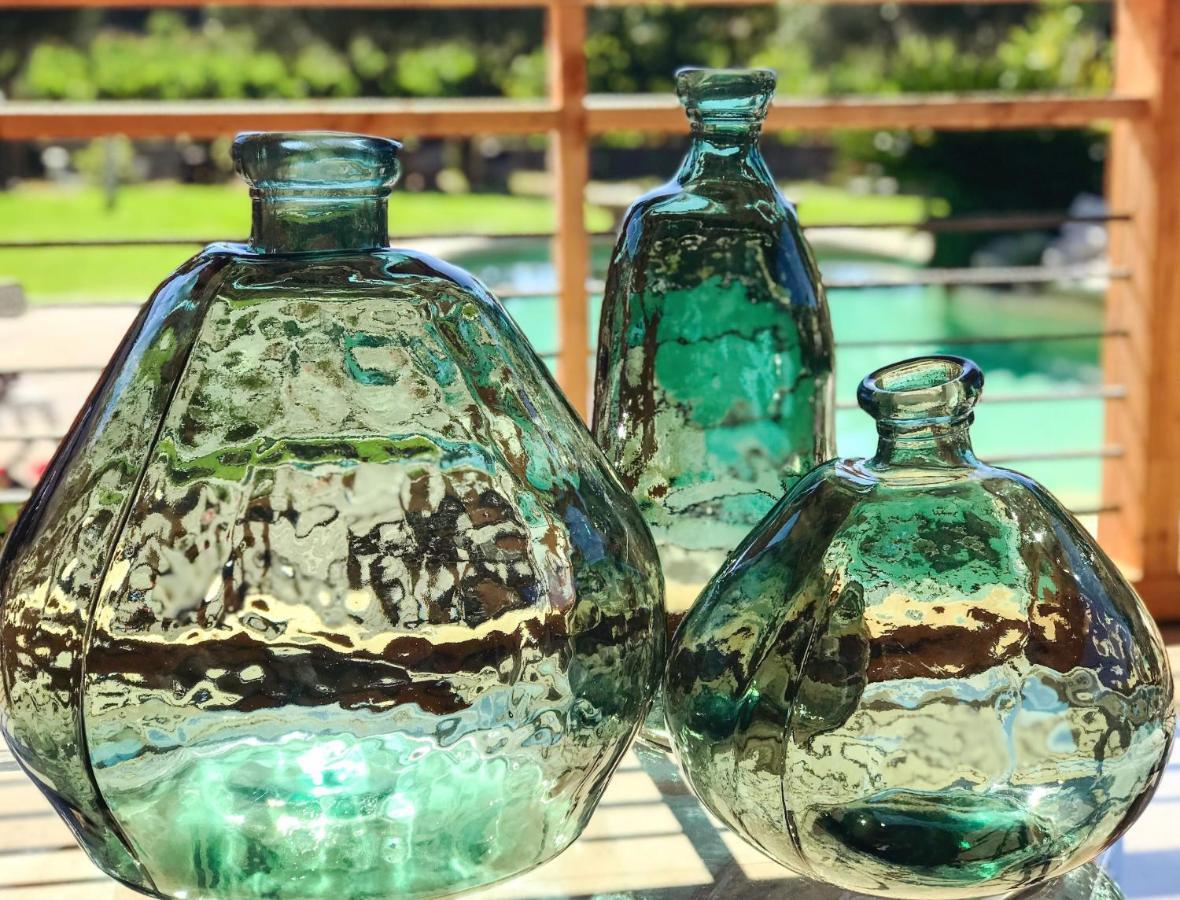 Le Clos Des Vignes Junas Bagian luar foto